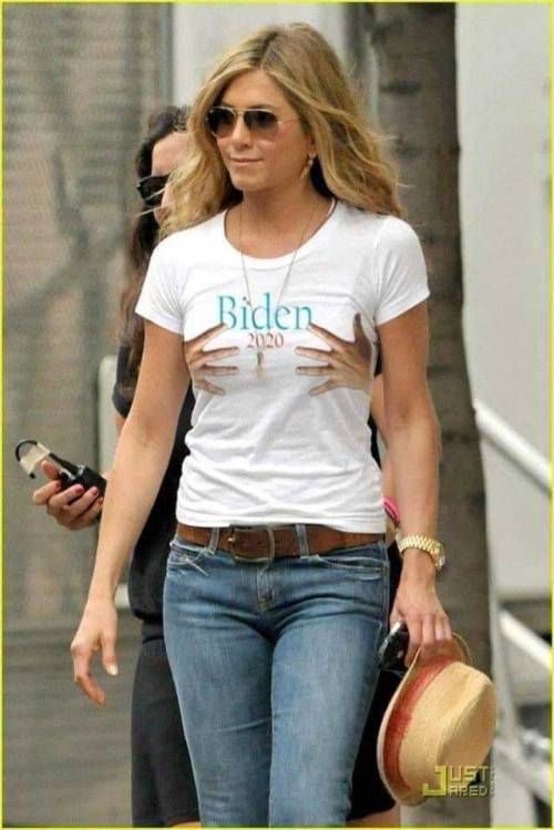 Jennifer Aniston Biden.jpg